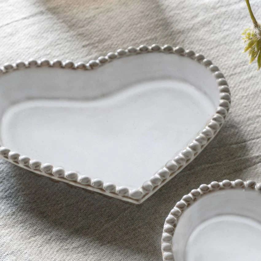 Farmhouse Beaded Heart Plate, Set Of 3 3 Farmhouse Beaded Heart Plate, Set Of 3 - Image 3